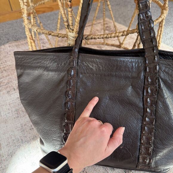 Moo Moo Designs | Crocodile & Leather Handbag Mocha Brown Pebbled Soft - Picture 8 of 16